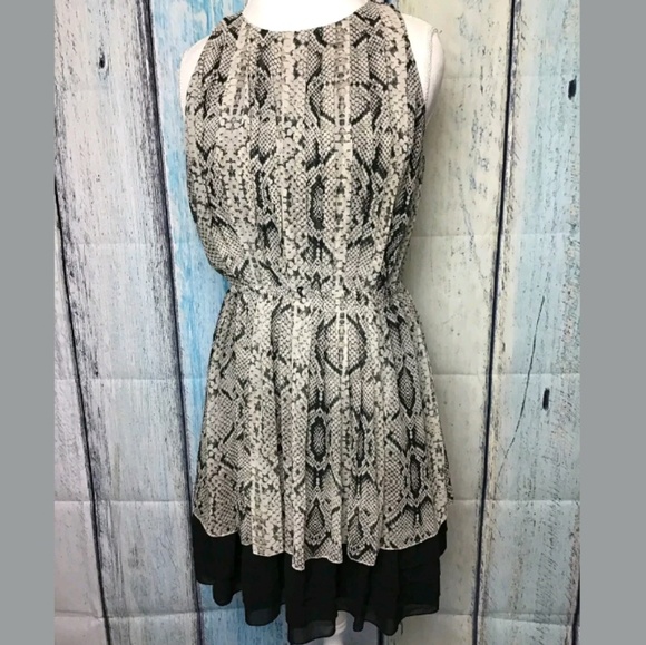 Jessica Simpson Dresses & Skirts - Jessica Simpson Snake Print Ruffled Dress (A)